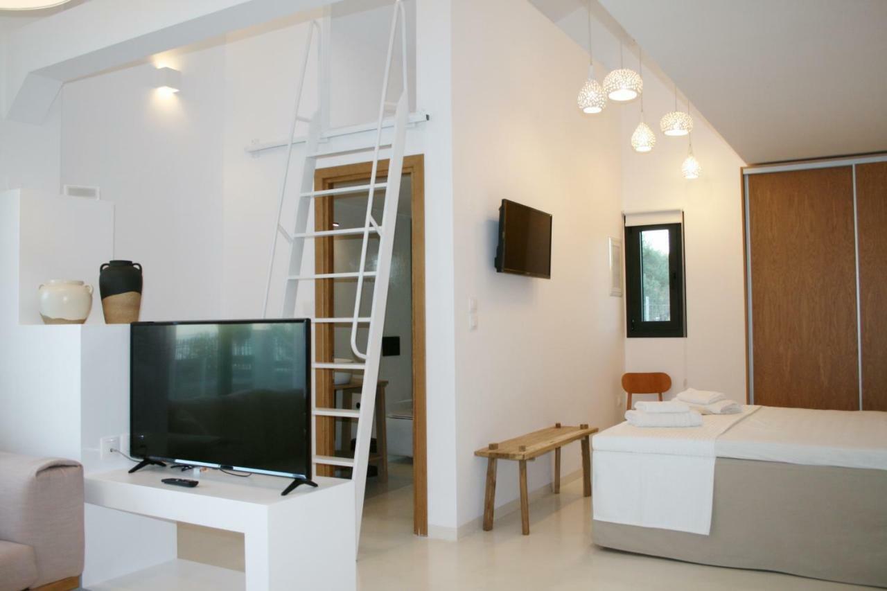 Thea Suites Nea Kallikrateia Exterior foto